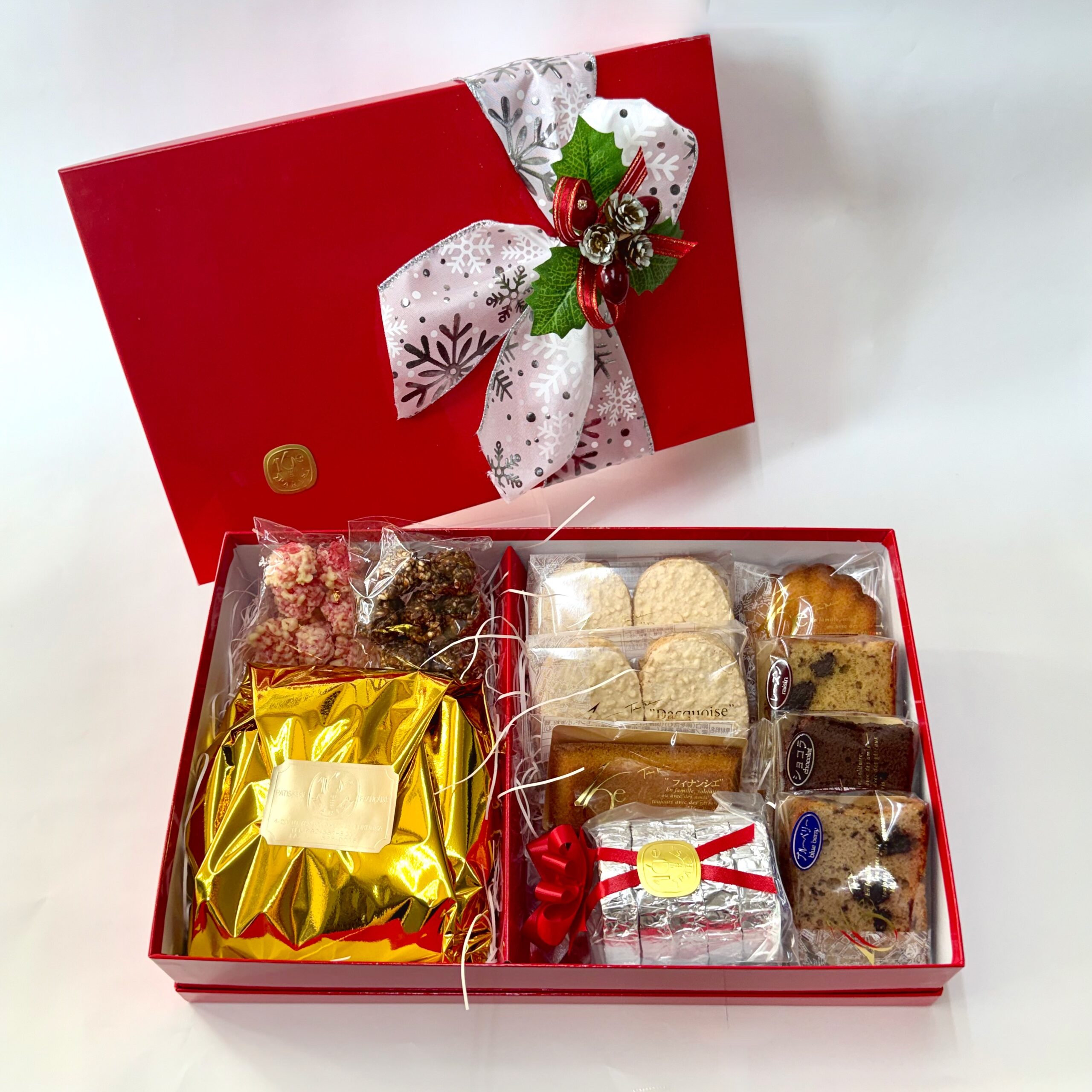 スペシャルフレンド・emmanue's gift・神様からの贈り物 フランス菓子16区 | シェフ 三嶋隆夫の店 | 福岡県福岡市 | クリスマス